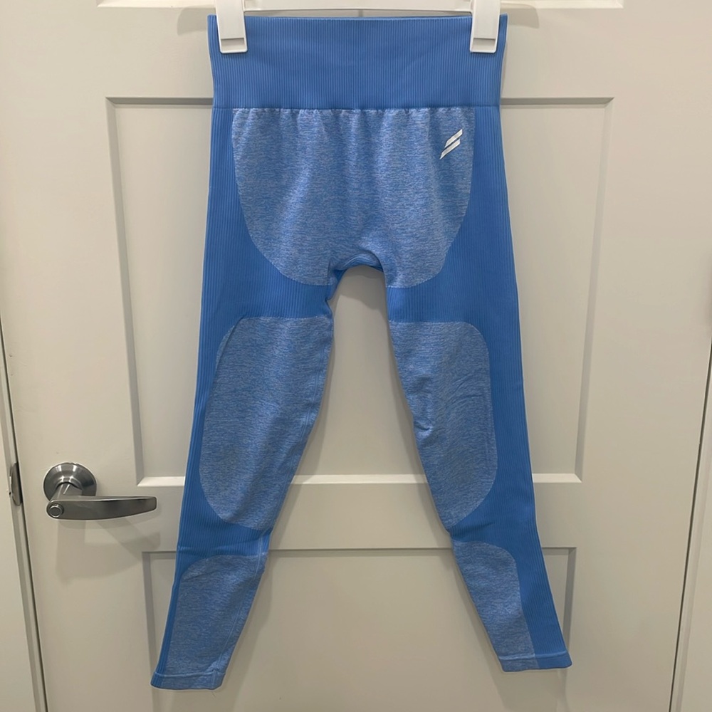 DOYOUEVEN Impact Seamless Leggings - Sky Blue